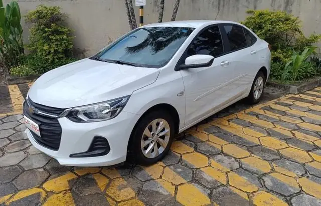 Carro Chevrolet Onix 2023 1.0