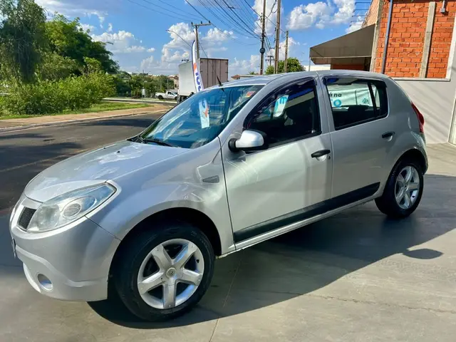 Carro Renault Sandero 2011 Expression 1.6 8V (flex)