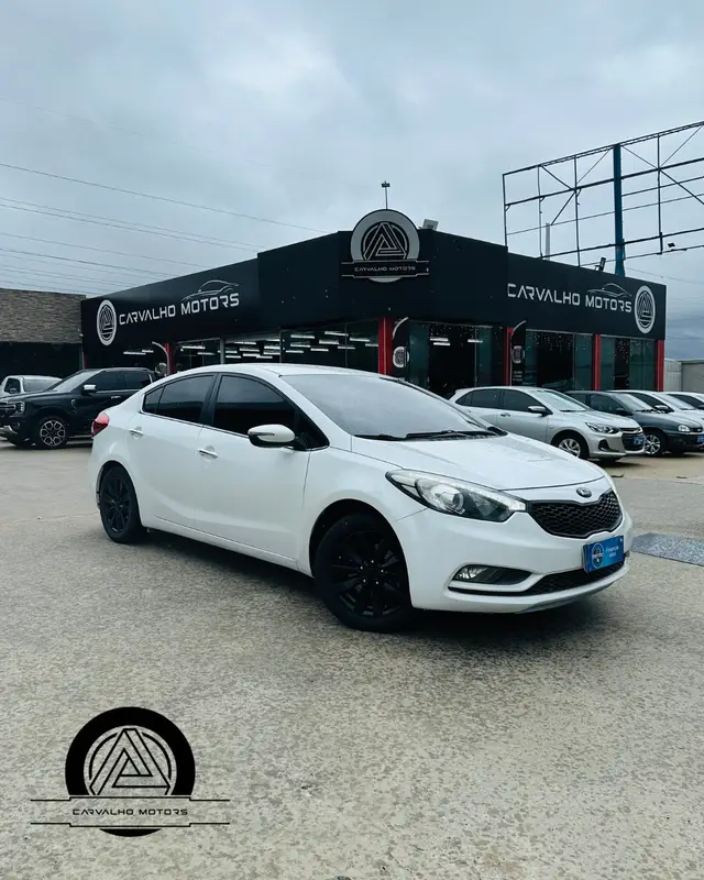 Carro Kia Cerato 2015 SX 1.6 (Aut) (Flex)
