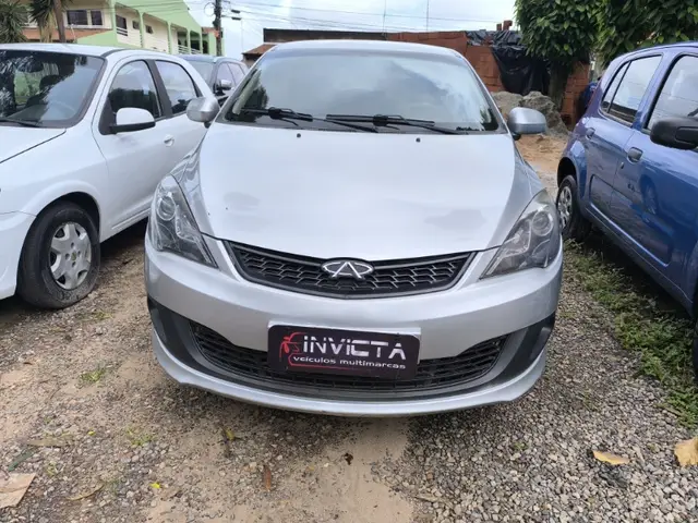 Carro CAOA Chery Celer 2015 Hatch 1.5 16V (Flex)