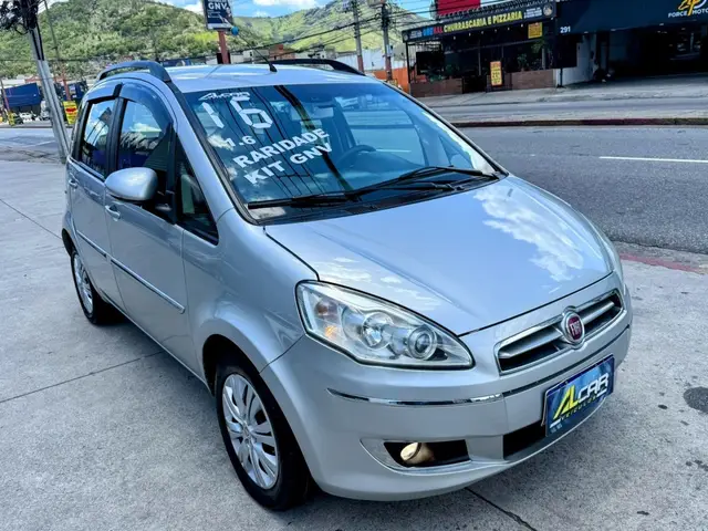 Carro Fiat Idea 2016 Essence 1.6 16V E.TorQ (Flex)