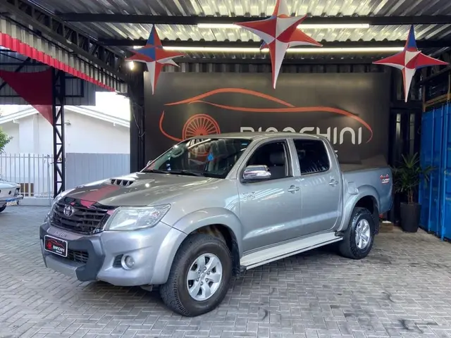 Carro Toyota Hilux Cabine Dupla 2015 Hilux 3.0 TDI 4x4 CD SRV (Aut)