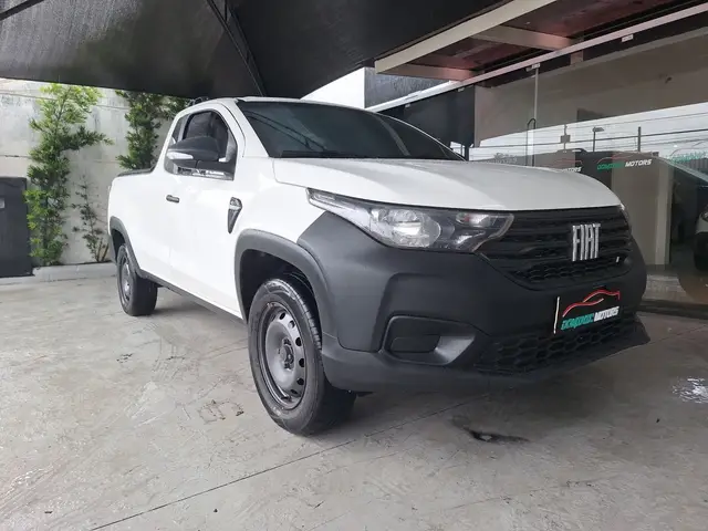 Carro Fiat Strada 2025 Endurance 1.3 Flex 8V CS