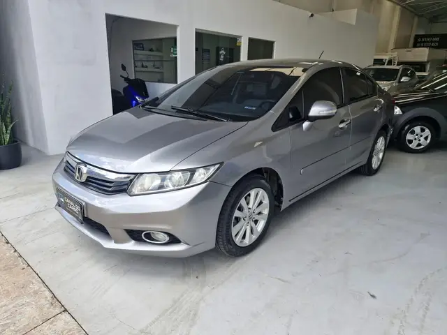 Carro Honda Civic 2014 New  LXR 2.0 i-VTEC (Aut) (Flex)