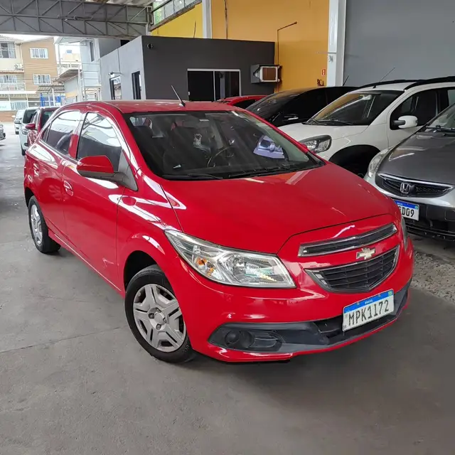 Carro Chevrolet Onix 2013 1.0 LT SPE/4
