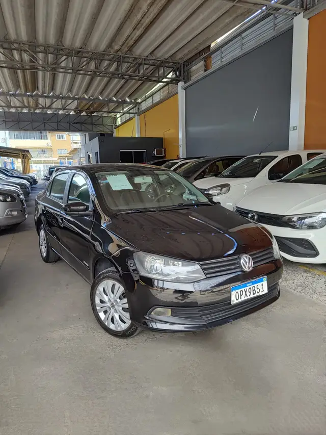Carro Volkswagen Voyage 2014 1.0 TEC (Flex)