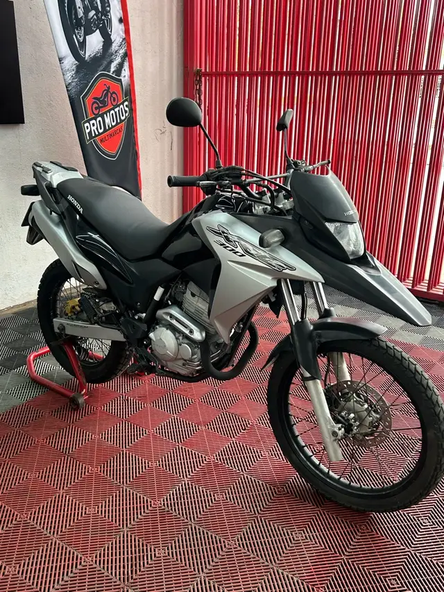 Moto Honda XRE 300 2017 (Flex)