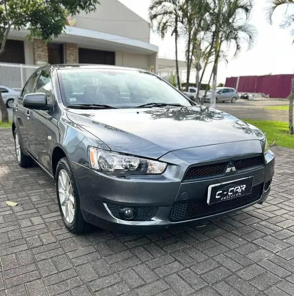 Carro Mitsubishi Lancer 2016 2.0 16V