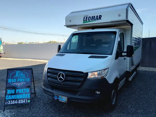 Carro Mercedes-Benz Sprinter 2021 VAN 416 CDI 15+1 (lugares) K42A UP1