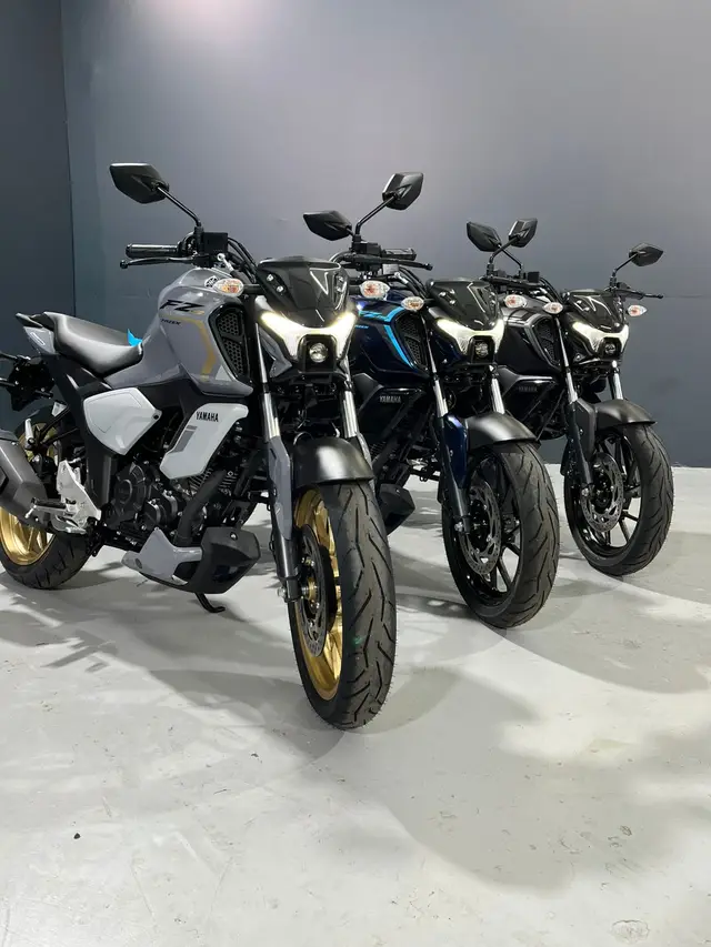 Moto Yamaha Fazer FZ15 2026 ABS