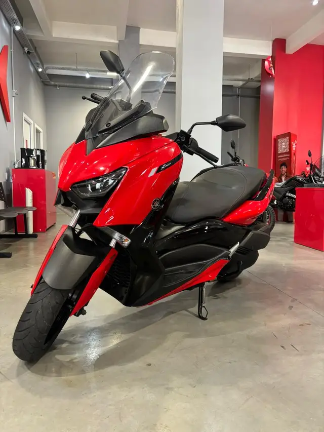 Moto Yamaha XMax 2023 ABS