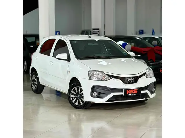 Carro Toyota Etios 2018 X 1.3 (Flex)