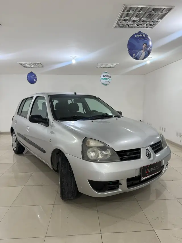 Carro Renault Clio 2010 Hatch. Campus 1.0 16V (flex) 2p