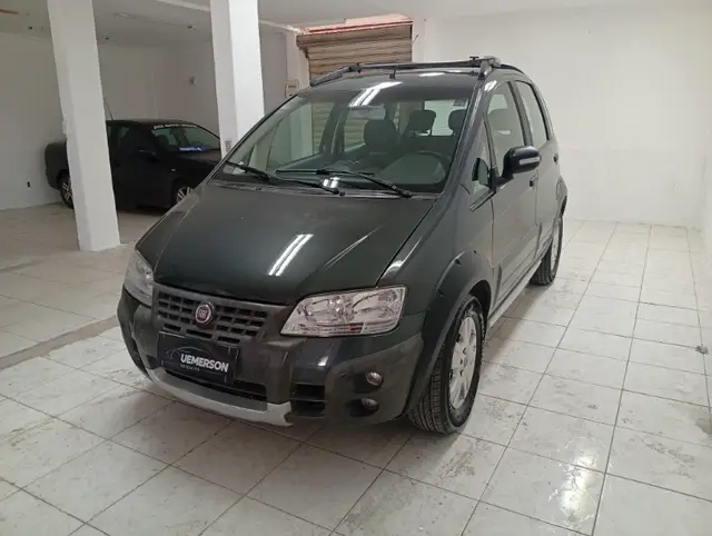 Carro Fiat Idea 2010 Adventure 1.8 (Flex)