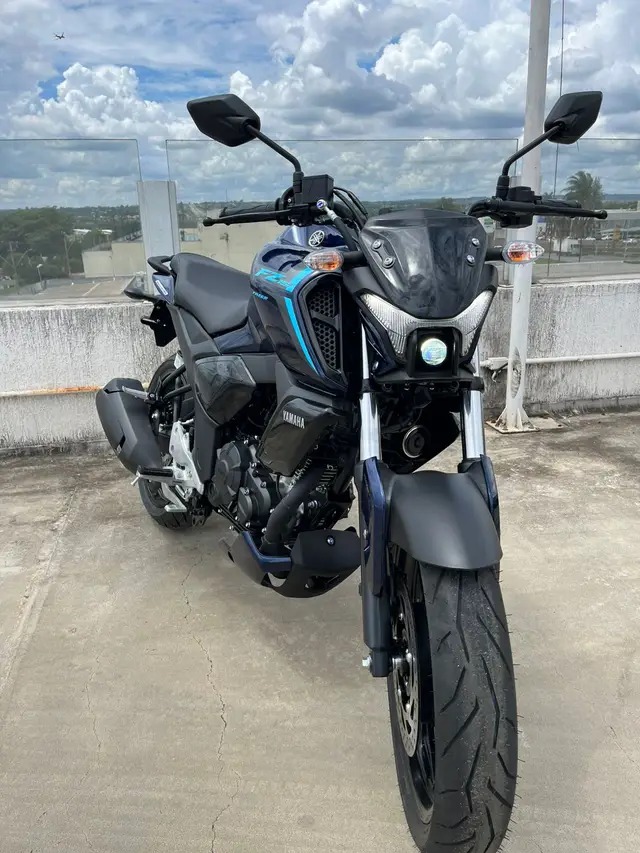 Moto Yamaha Fazer FZ15 2026 Connected