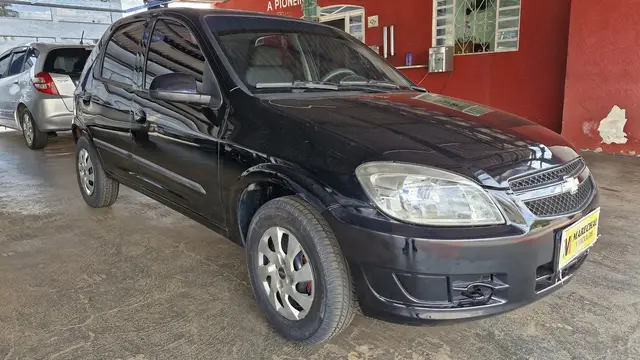 Carro Chevrolet Celta 2013 LT 1.0 (Flex)