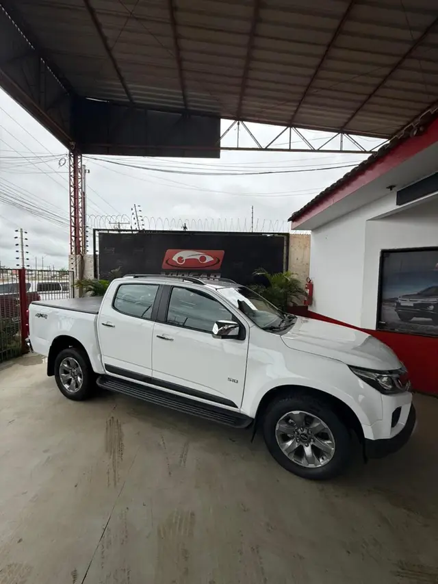 Carro Chevrolet S10 Cabine Dupla 2022 LTZ 2.5