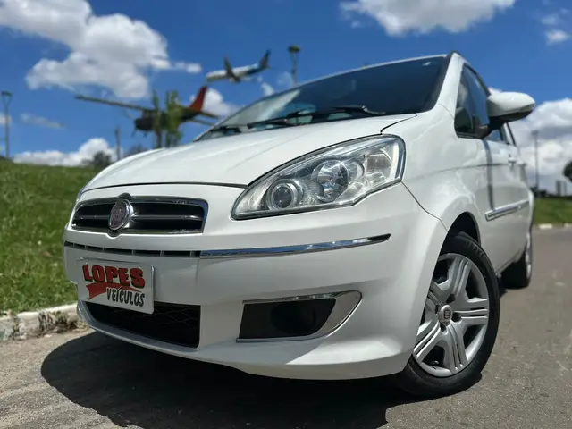 Carro Fiat Idea 2014 ESSENCE Dualogic 1.6 Flex 16V 5p
