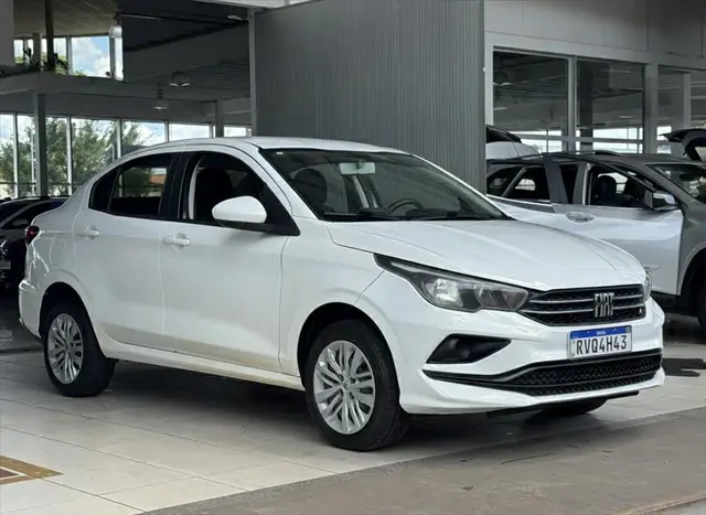 Carro Fiat Cronos 2023 Drive 1.3 (Flex) MT