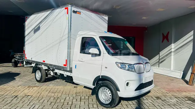 Carro Shineray TLUX 2025 1.6 CS