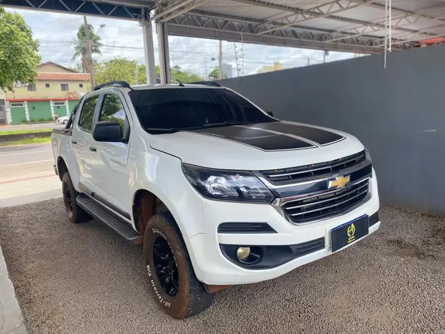 Carro Chevrolet S10 Cabine Dupla 2020 S10 2.5 ECOTEC SIDI Advantage 4x2 (Cabine Dupla)