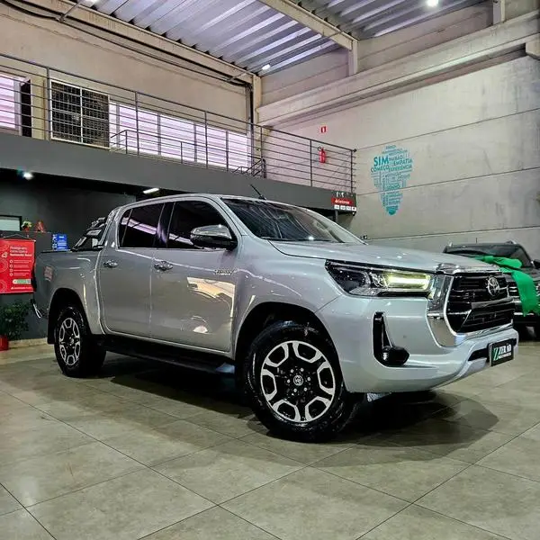 Carro Toyota Hilux Cabine Dupla 2022 SRX 2.8 TDI CD 4x4 (Aut)