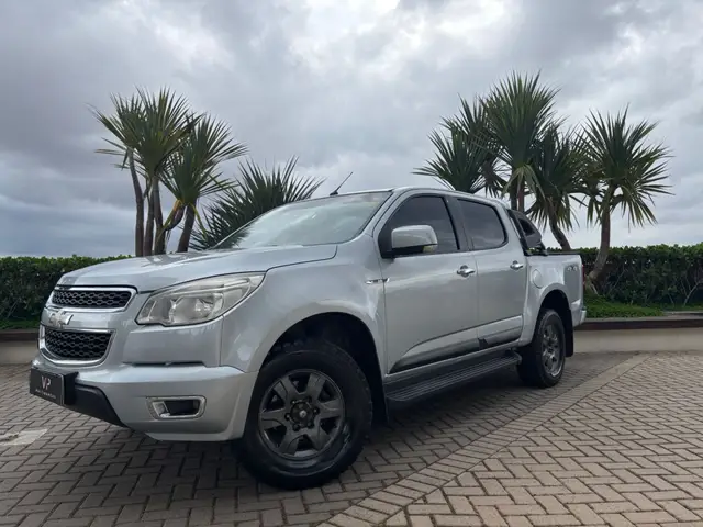 Carro Chevrolet S10 Cabine Dupla 2013 S10 LT 2.8 diesel (Cab Dupla) 4x2