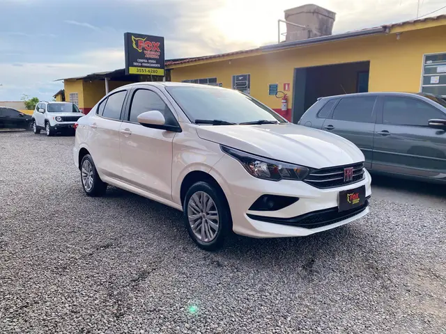 Carro Fiat Cronos 2023 Drive 1.0 (Flex) MT