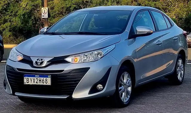 Carro Toyota Yaris Sedan 2019 1.5 XL CVT (Flex)