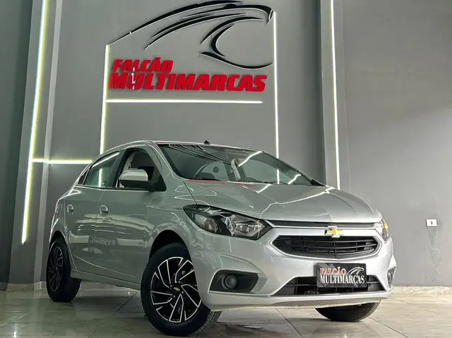 Carro Chevrolet Onix 2018 LT 1.4 8V FlexPower 5p Mec.