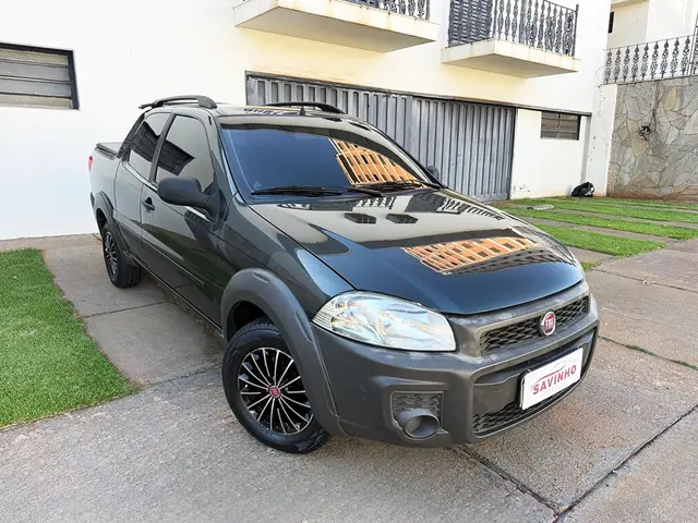 Carro Fiat Strada 2014 Working 1.4 (Flex) (Cabine Dupla)