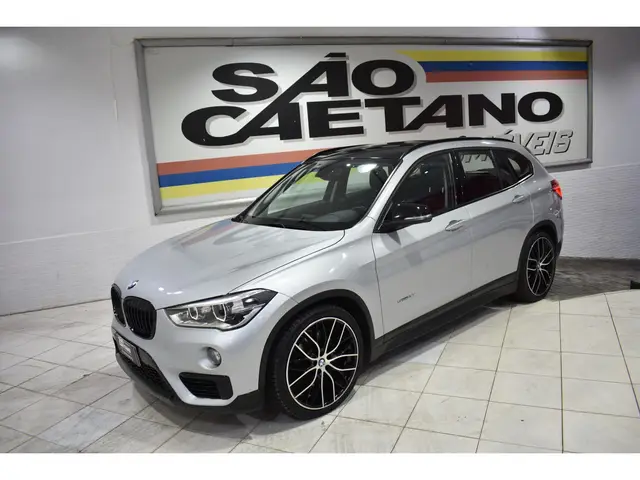 Carro BMW X1 2018 2.0 sDrive20i X-Line ActiveFlex