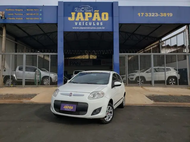 Carro Fiat Palio 2013 Attractive 1.0 8V (Flex)