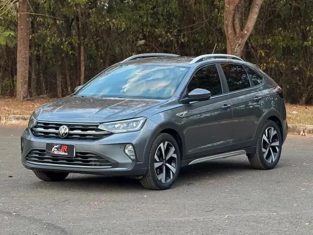 Carro Volkswagen Nivus 2023 Highline 200 TSI
