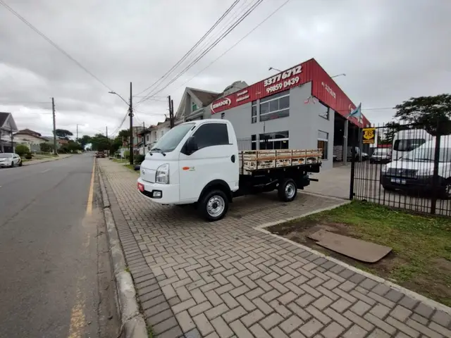 Carro Hyundai HR 2025 2.5 4WD Diesel