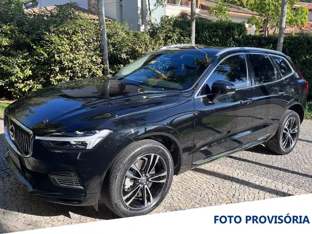 Carro Volvo XC60 2021 Momentum T8 2.0 Hybrid AWD (Aut)