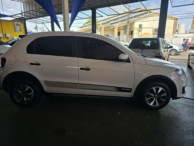 Carro Volkswagen Gol 2014 1.0 TEC Track (Flex)