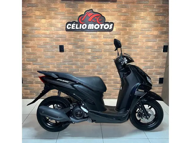 Moto Yamaha Fluo 2024 ABS
