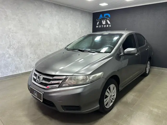 Carro Honda City 2013 DX 1.5 (Flex)