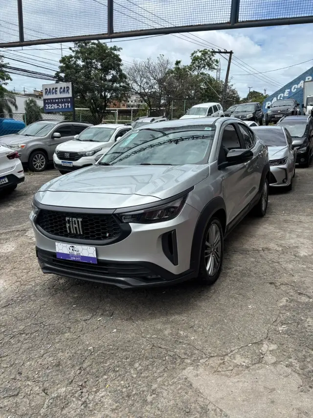 Carro Fiat Fastback 2024 Turbo 200