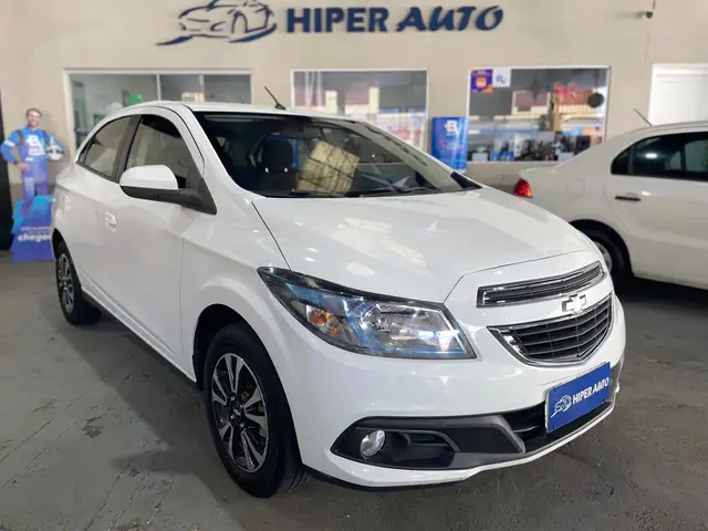 Carro Chevrolet Onix 2015 1.4 LTZ SPE/4
