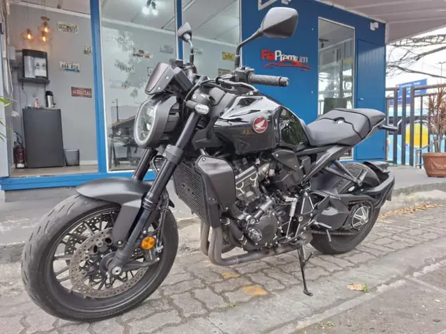 Moto Honda CB 1000R 2023 Black Edition