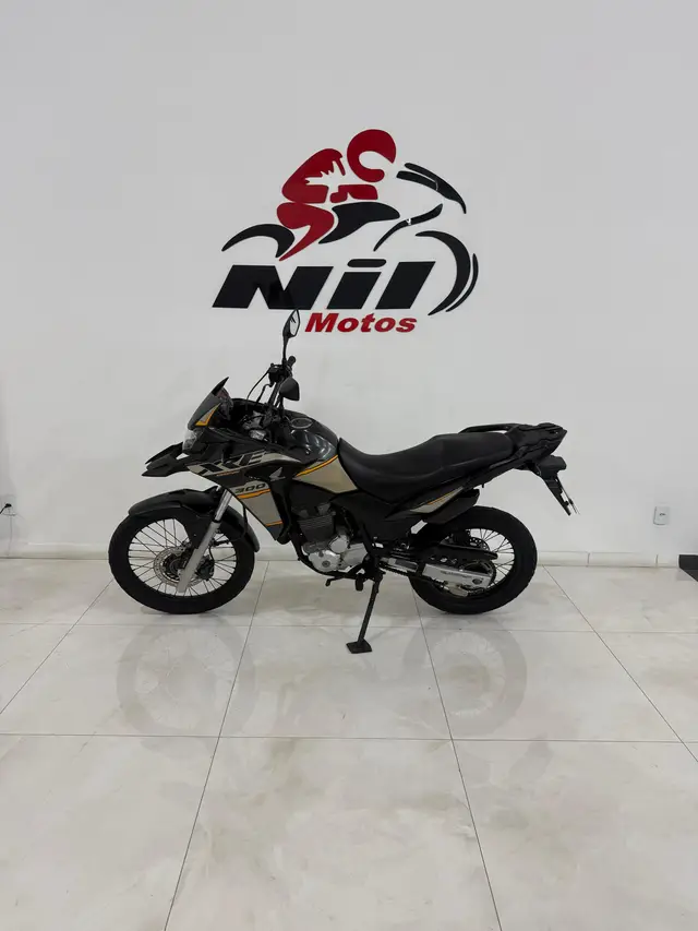 Moto Honda XRE 300 2023 Adventure