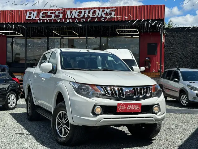 Carro Mitsubishi L200 2023 Triton GL 2.4 Turbo