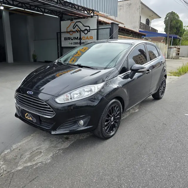 Carro Ford New Fiesta Hatch 2014 New Fiesta Titanium 1.6 16V PowerShift