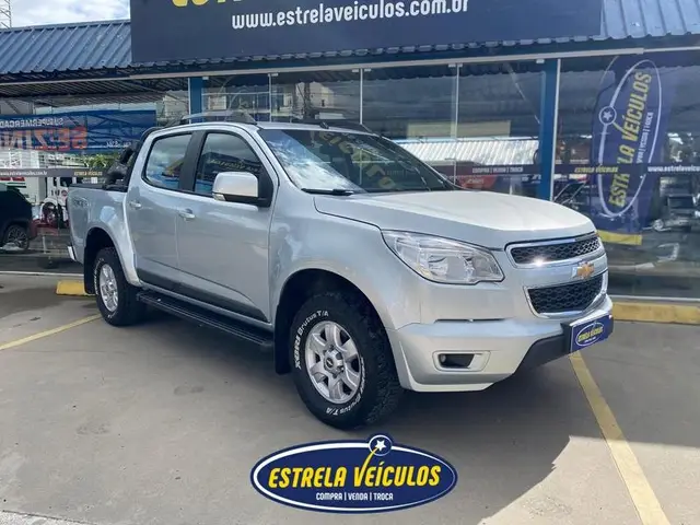 Carro Chevrolet S10 Cabine Dupla 2013 S10 2.8 CTDI LT 4WD (Cabine Dupla)