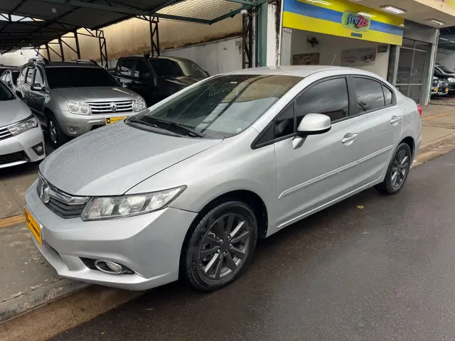 Carro Honda Civic 2013 New  LXS 1.8 16V i-VTEC (Aut) (Flex)