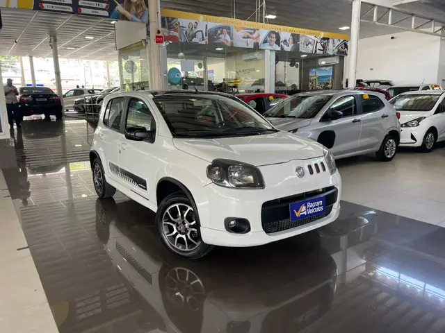 Carro Fiat Uno 2014 Sporting 1.4 8V (Flex) 4p