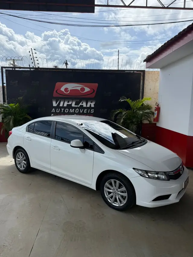 Carro Honda Civic 2016 LXS 1.8 i-VTEC (Aut) (Flex)
