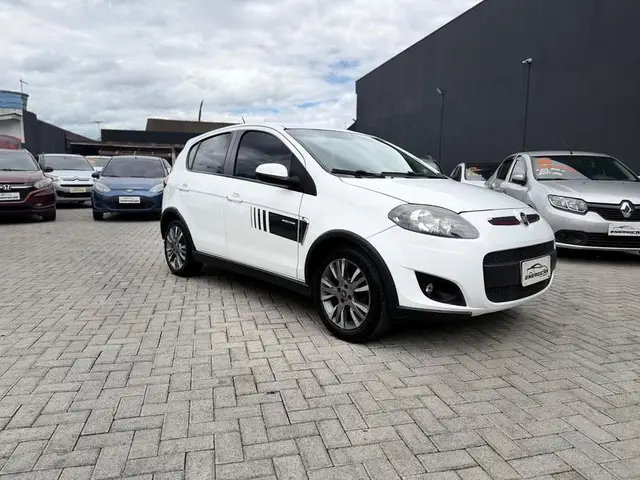 Carro Fiat Palio 2013 Essence 1.6 16V (Flex)